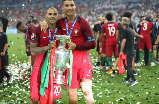 葡萄牙哪一年拿的欧洲杯冠军