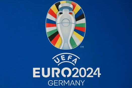 欧洲杯和<a href='https://www.513gjob.com/news/tag/1123.html' style='color: blue;'>欧联杯</a>的区别详细介绍看这篇就够了