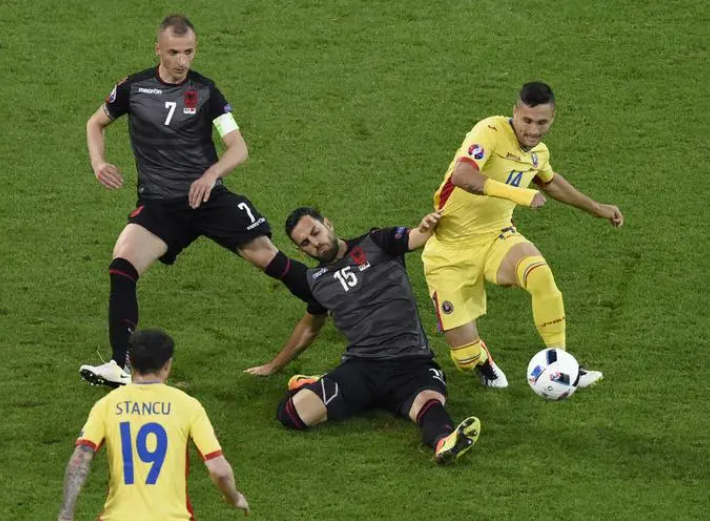 罗马尼亚队今夏欧洲杯前瞻：实力稳健，期待破茧成蝶