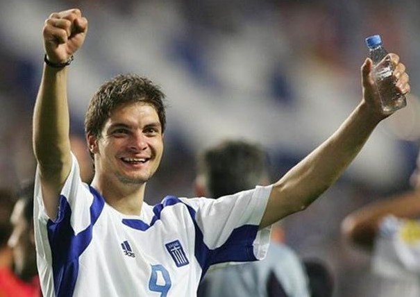 查理斯特亚斯：2004年欧洲杯上的希腊战神