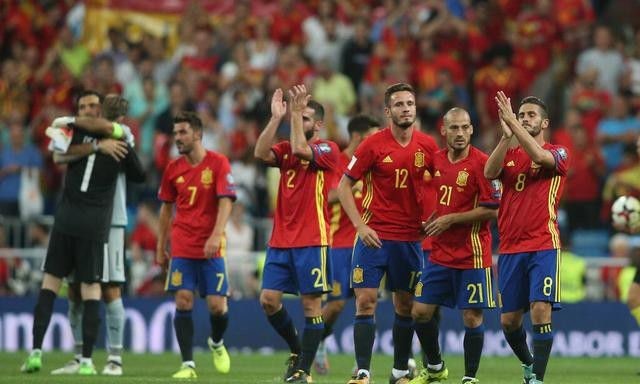 西班牙斗牛士：2016年欧洲杯的华丽舞步