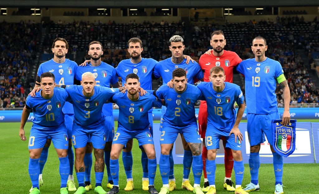 铁血蓝衣军团：2016年欧洲杯意大利队的荣耀征程