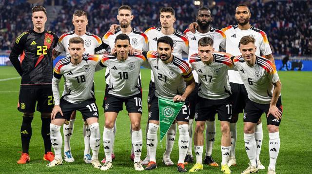 铁血战车：欧洲杯德国足球的辉煌篇章
