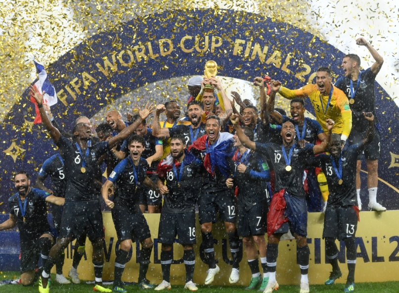 18年世界杯冠军：德尚带领法国队创造历史