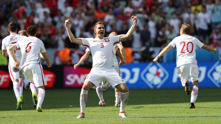 欧洲杯波兰之光：希维德尔斯基的足球之旅