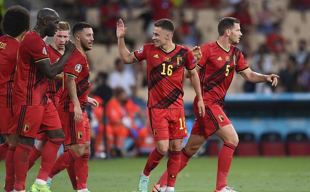 比利时足球：从巅峰滑落，未来之路仍可期