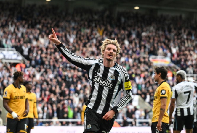 吉马良斯点出队友难题：英超节奏有点猛，沃尔特马德半场就顶不住