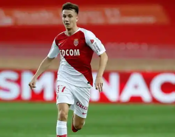 摩纳哥：法甲烽火中的复兴之光