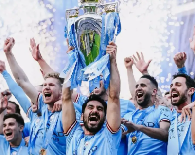蓝月狂潮:曼城欧冠征途的王者之姿